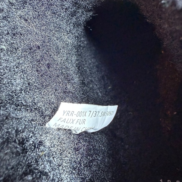 DL 1990 Dirty Laundry Ribbed Platform Shearling Boots | Black | Women’s 7 EUC - Picture 9 of 9